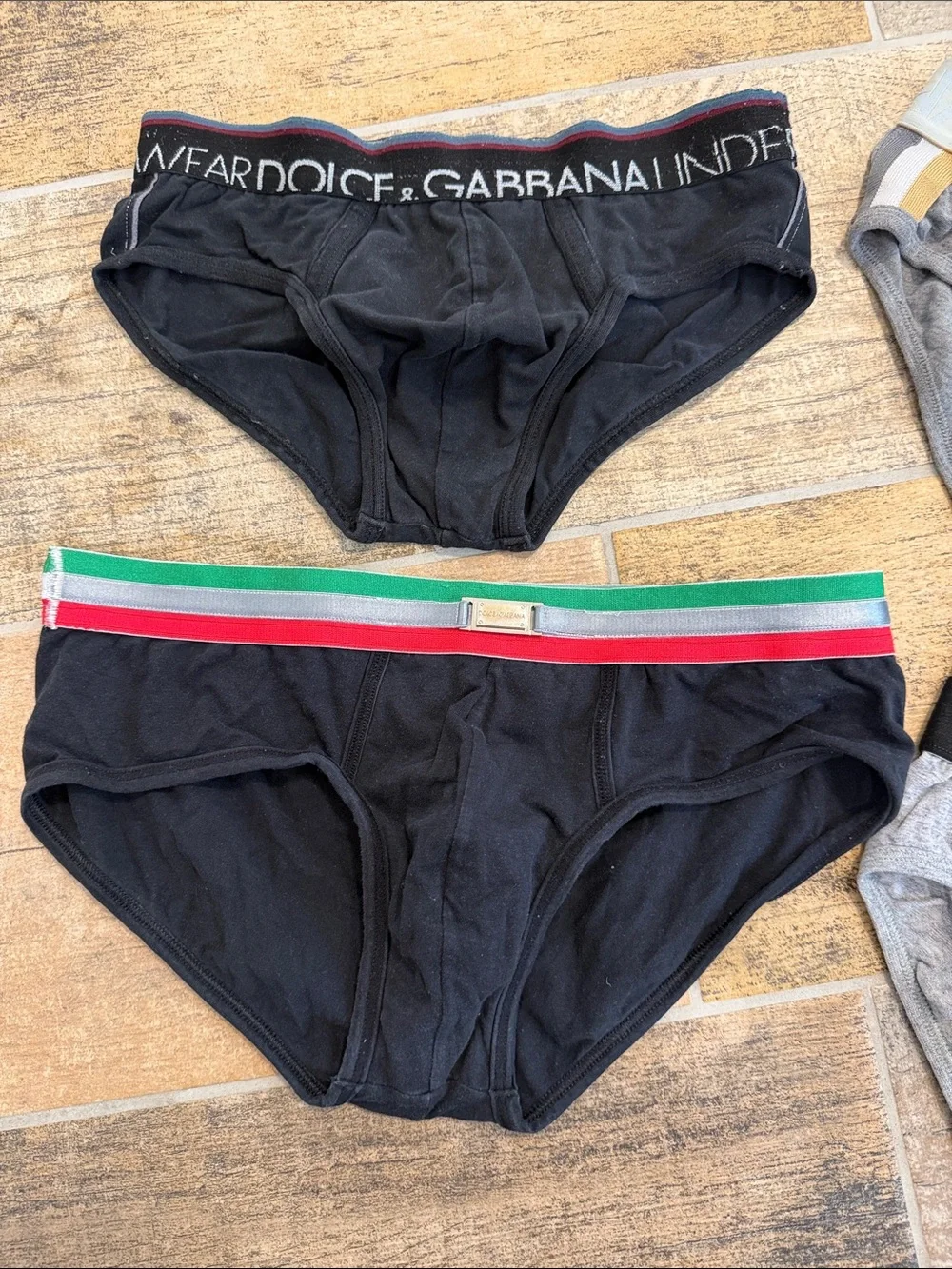 Dolce & Gabbana Men's Briefs Set - Black & Gray with Stripe Accents Size Small?